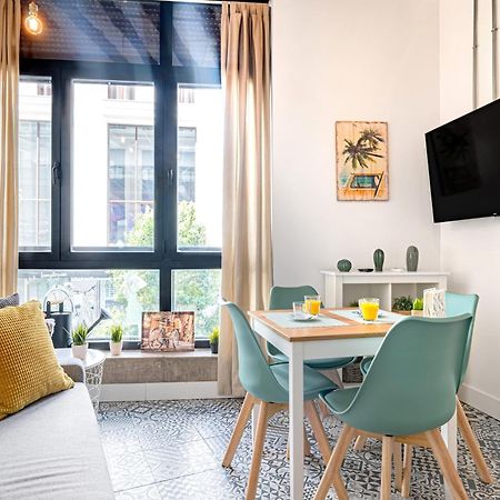 Vintage Apartment Near Puerta Del Sol Madrid Bagian luar foto