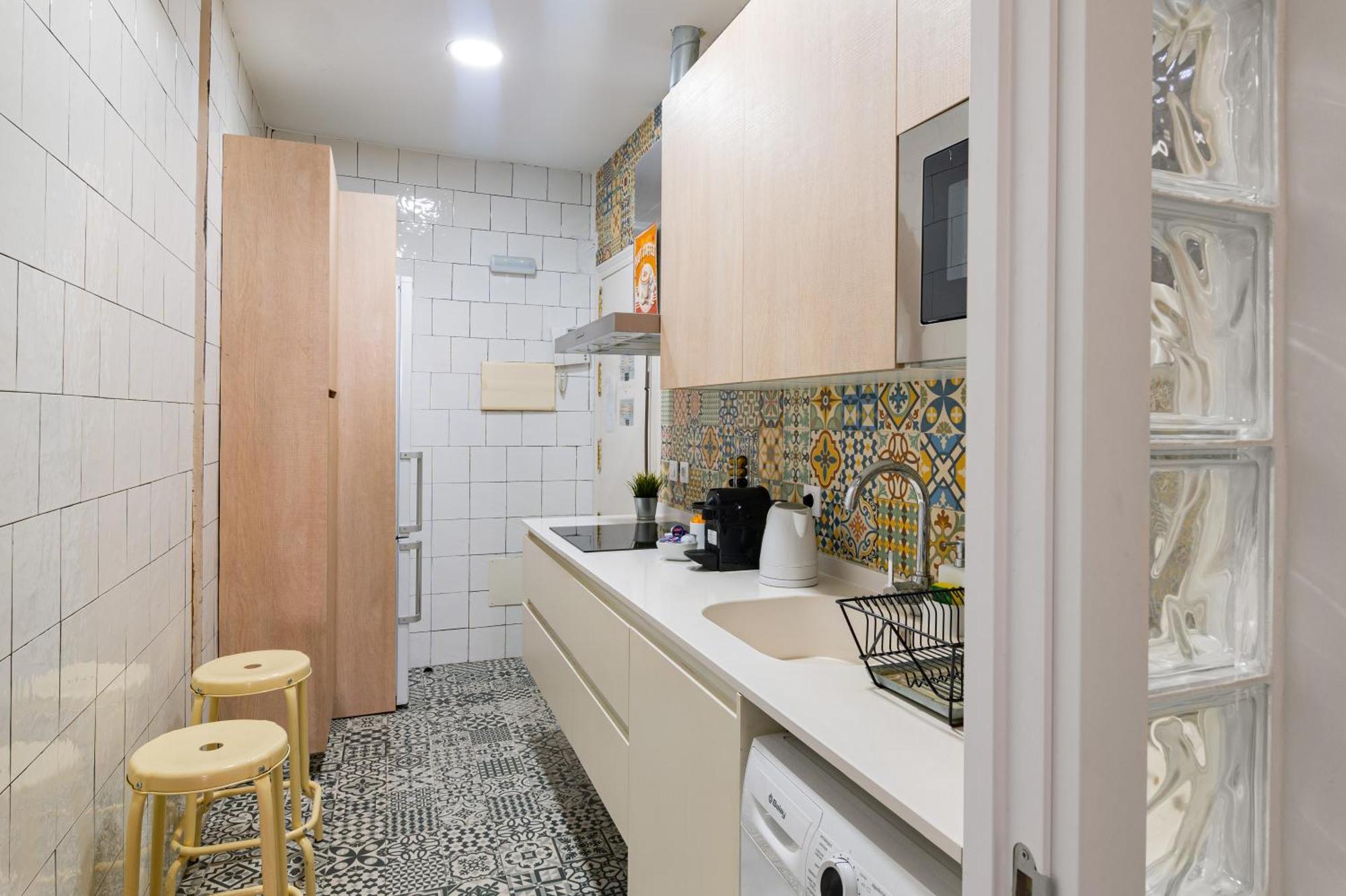 Vintage Apartment Near Puerta Del Sol Madrid Bagian luar foto